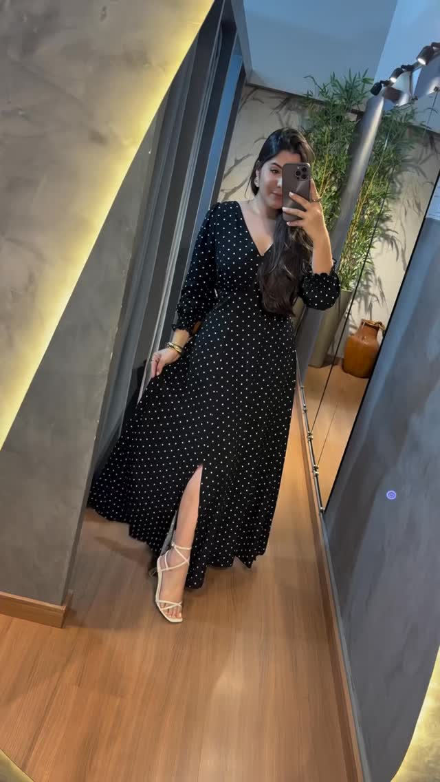 1747 | Vestido Vivian - Preto em Bolinha